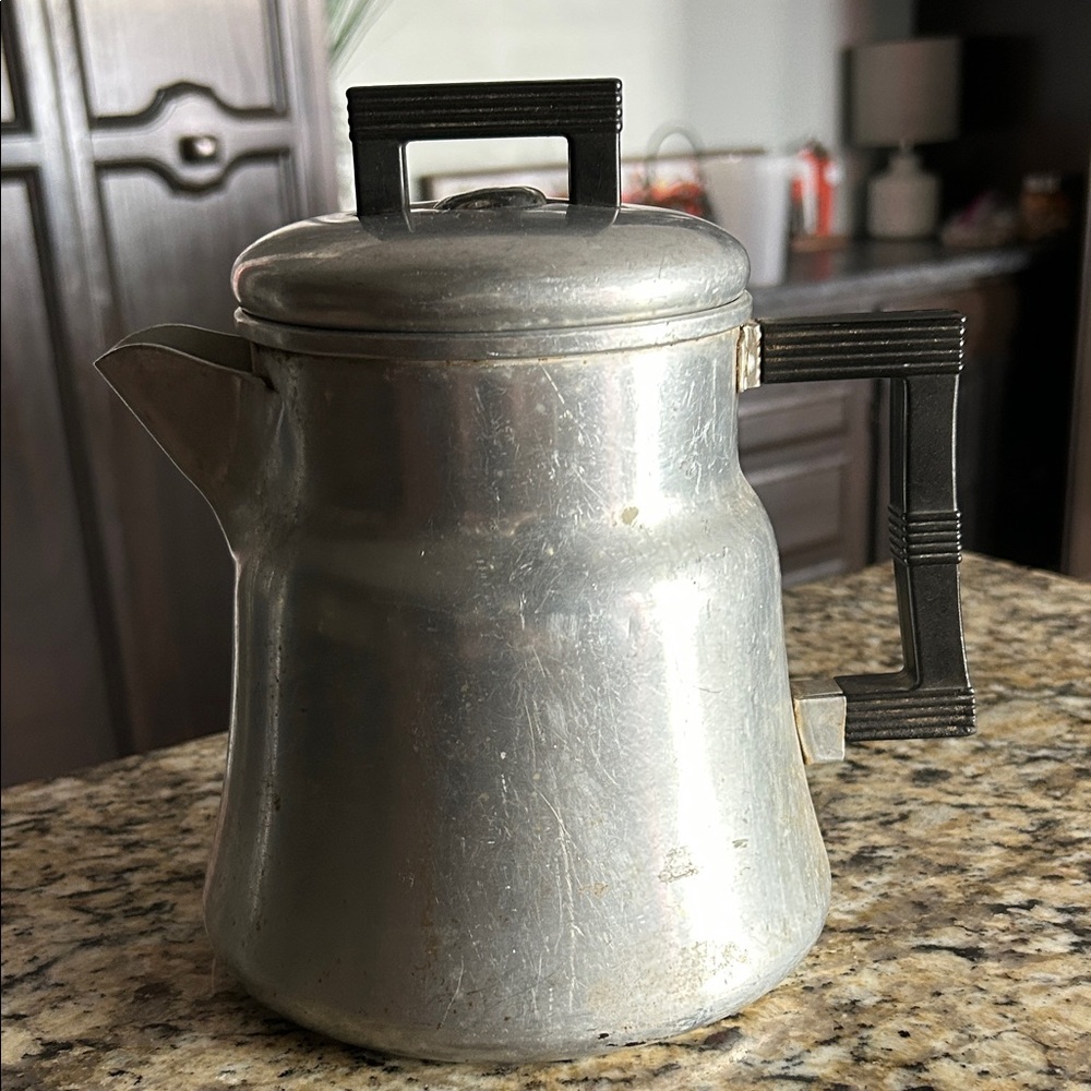 Antique Wear-Ever No 3008 Aluminum Coffee Pot